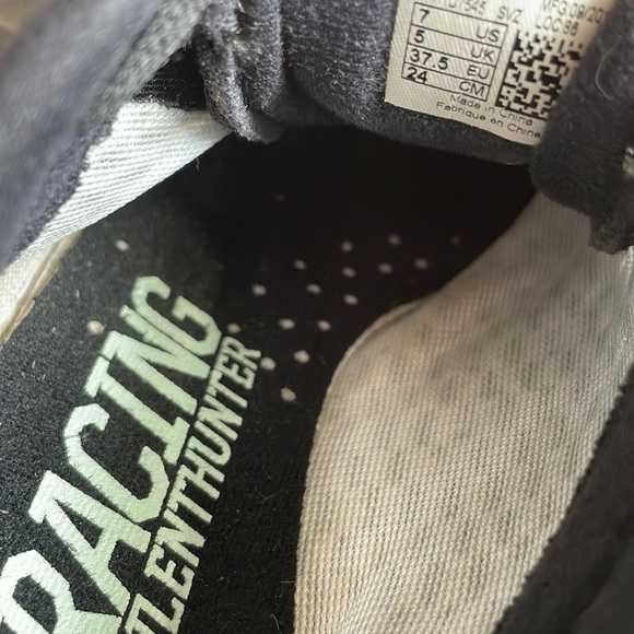 NEW BALANCE | WOMENS NEW BALANCE MD 500 RACING SILENT HINTER RUNNING SHOES, SZ 7 - Picture 2 of 6